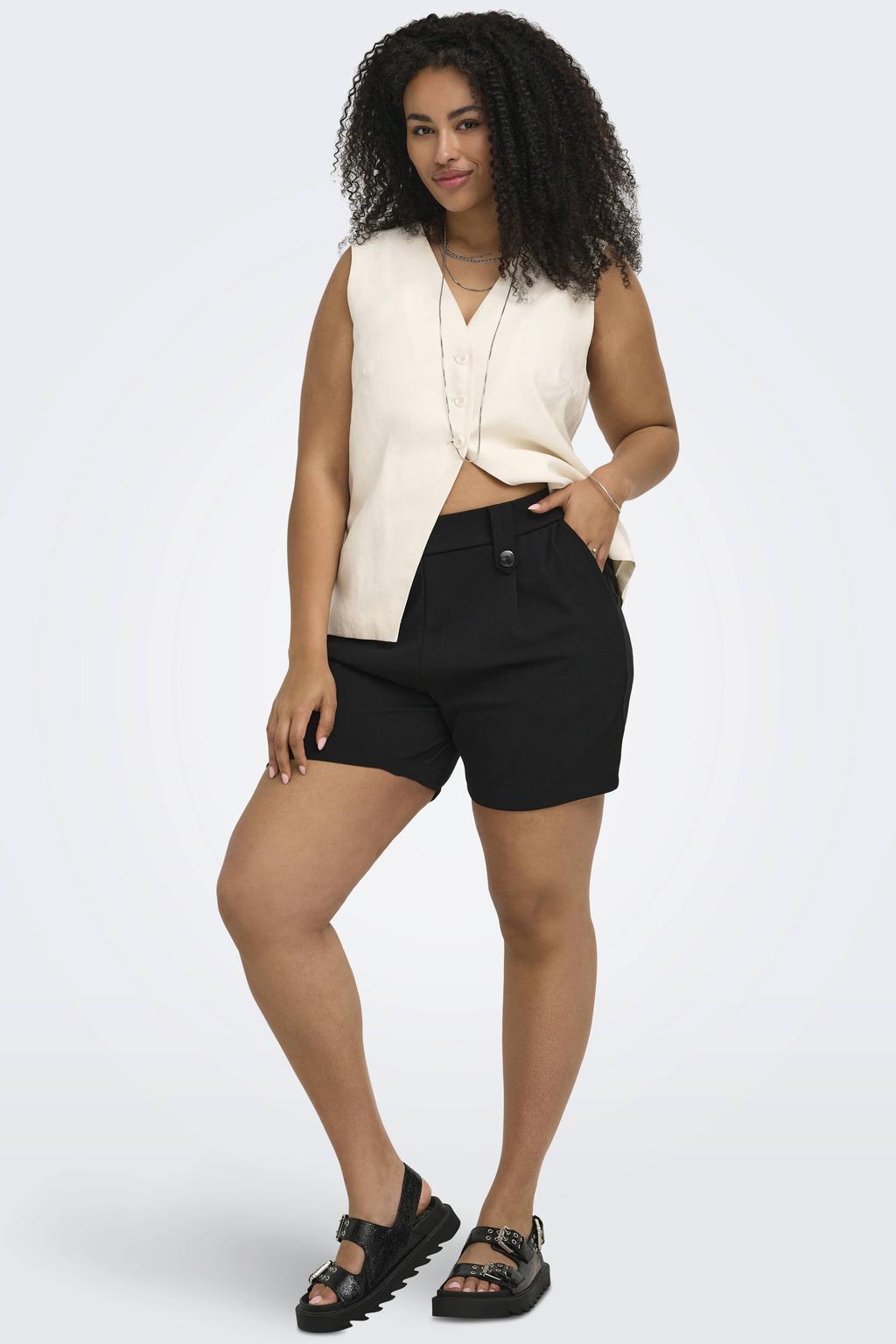 Zwarte dames ONLY CARMAKOMA regular waist casual short van polyester met elastische tailleband en effen