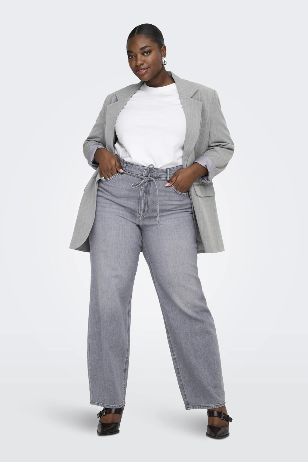 Grey denim dames ONLY CARMAKOMA Cargianna Mw Straight Az750 Dnm high waist wide leg jeans met rits- en knoopsluiting en effen