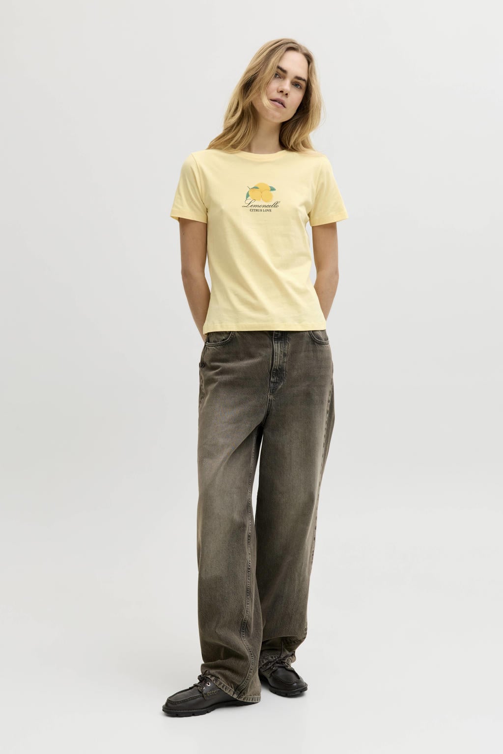 Lichtgele dames JJXX T-shirt van katoen met hartjesprint, korte mouwen en ronde hals