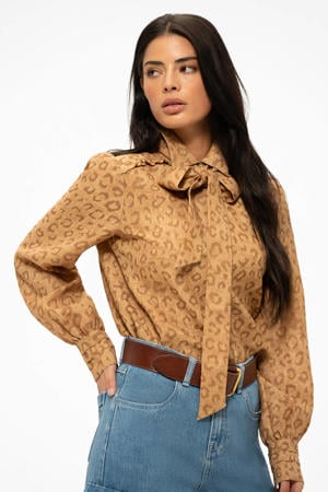 blouse camel