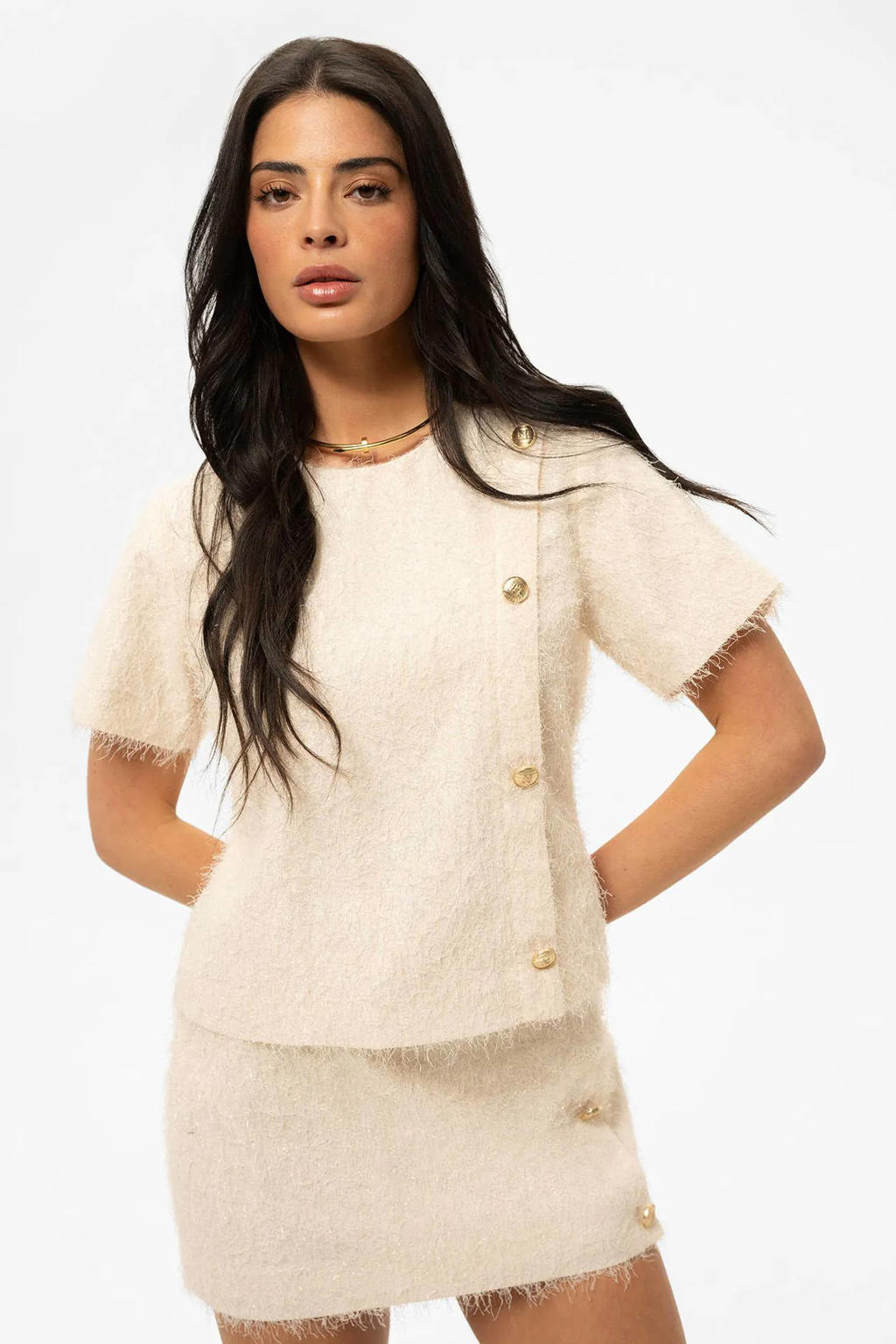 Ecru dames NIKKIE cropped top van polyester met effen, korte mouwen en ronde hals