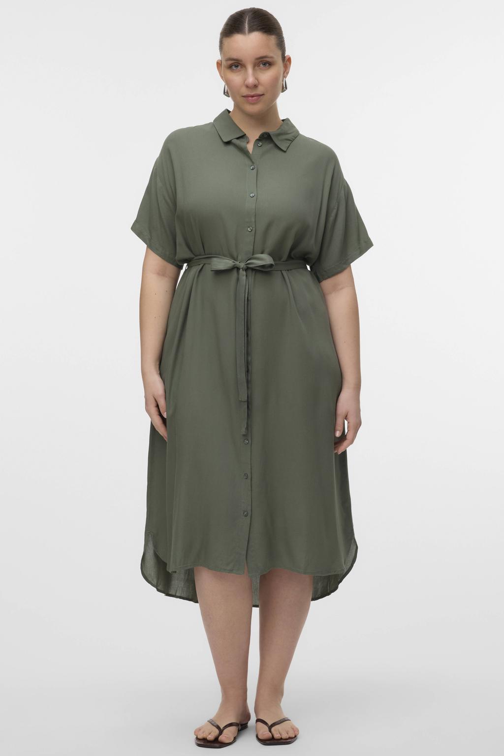 Groene dames VERO MODA CURVE blousejurk van viscose met korte mouwen, klassieke kraag, knoopsluiting en geweven detail