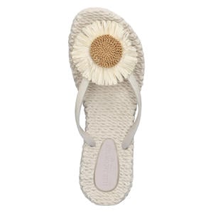 Cheerful teenslippers met 3d applicatie wit