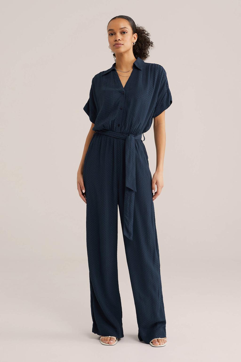 Marineblauw dames WE Fashion Straight jumpsuit blauw van viscose met effen, korte mouwen en V-hals