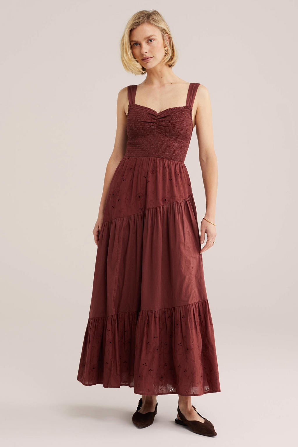 Donkerrode dames WE Fashion maxi jurk broderie van katoen met effen en hartvormige hals