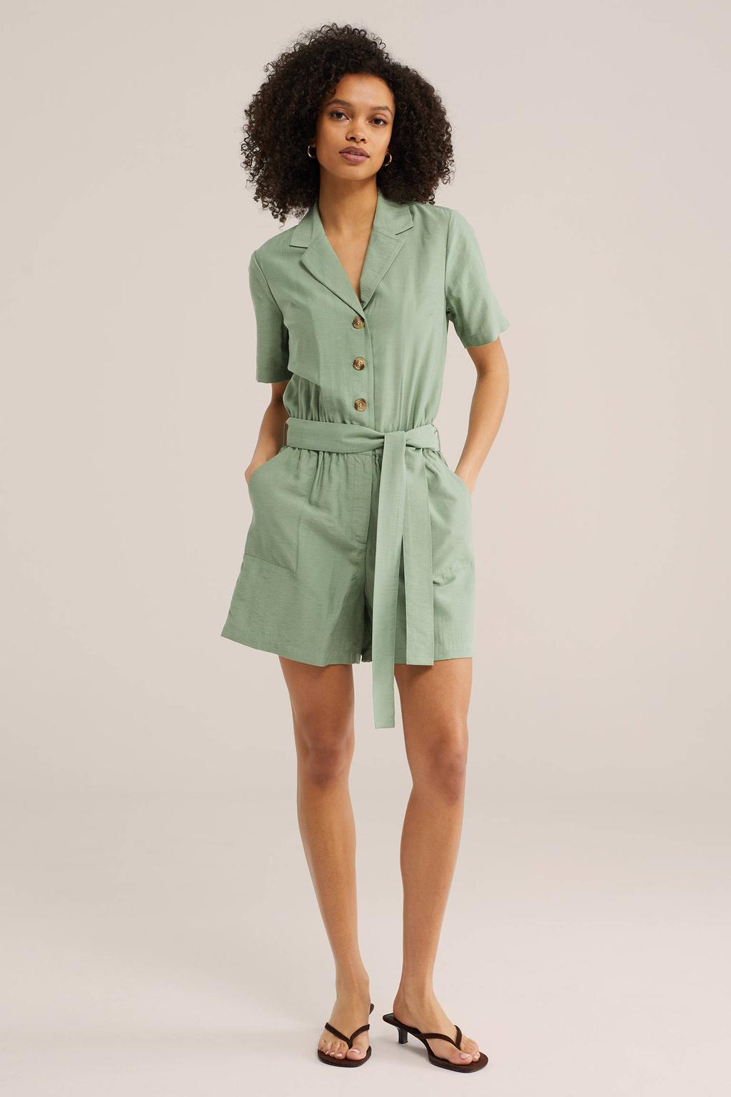 Lichtgroene dames WE Fashion straight playsuit van viscose met effen, driekwart mouwen en V-hals