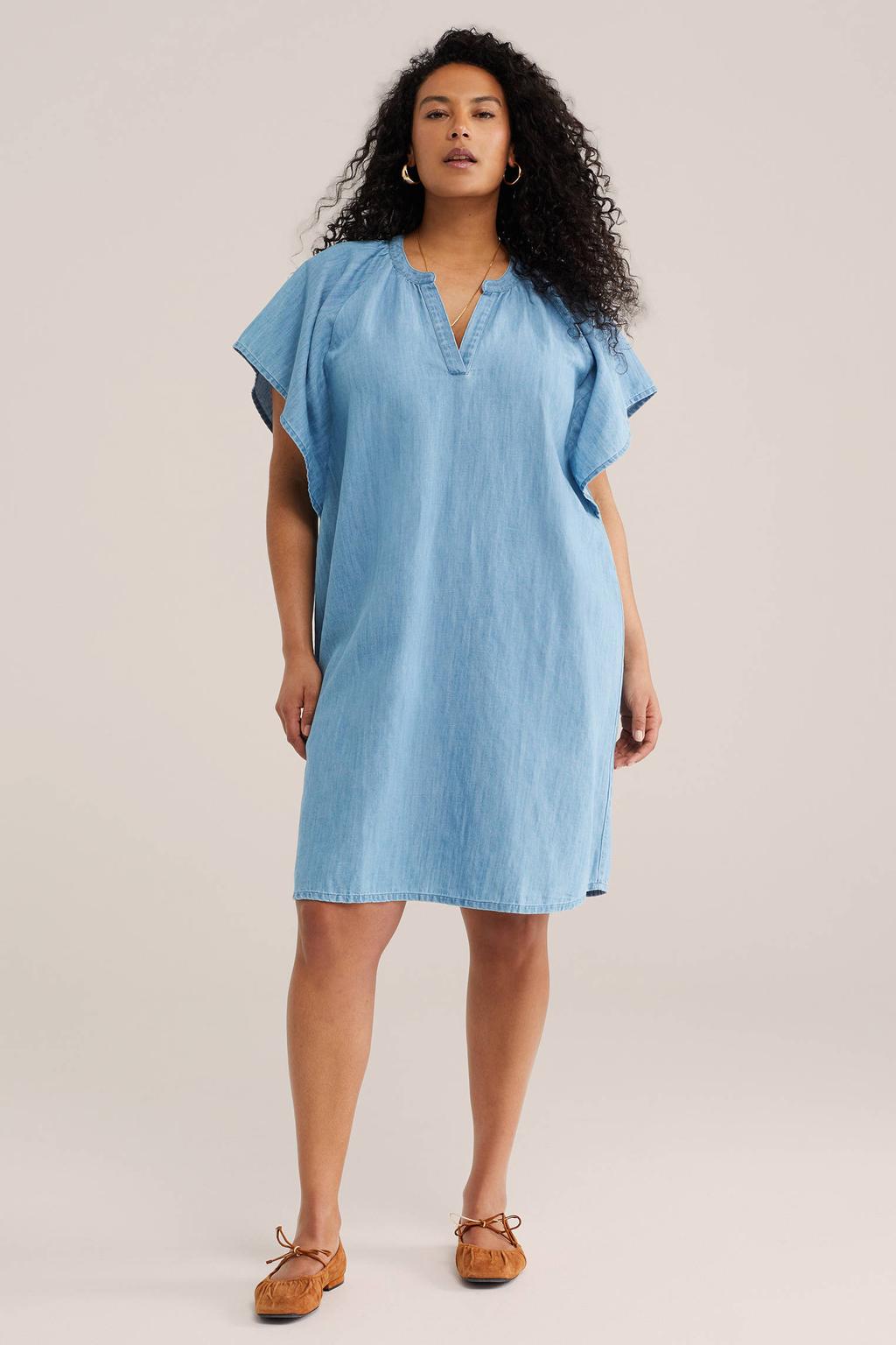 Medium blue denim dames WE Fashion spijkerjurk van denim met effen, driekwart mouwen en V-hals