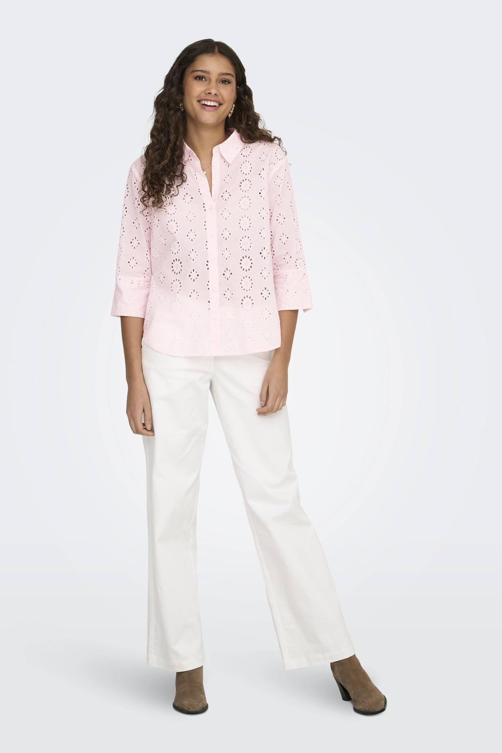 Lichtroze dames JDY blouse van katoen met effen, driekwart mouwen, klassieke kraag, knoopsluiting en broderie
