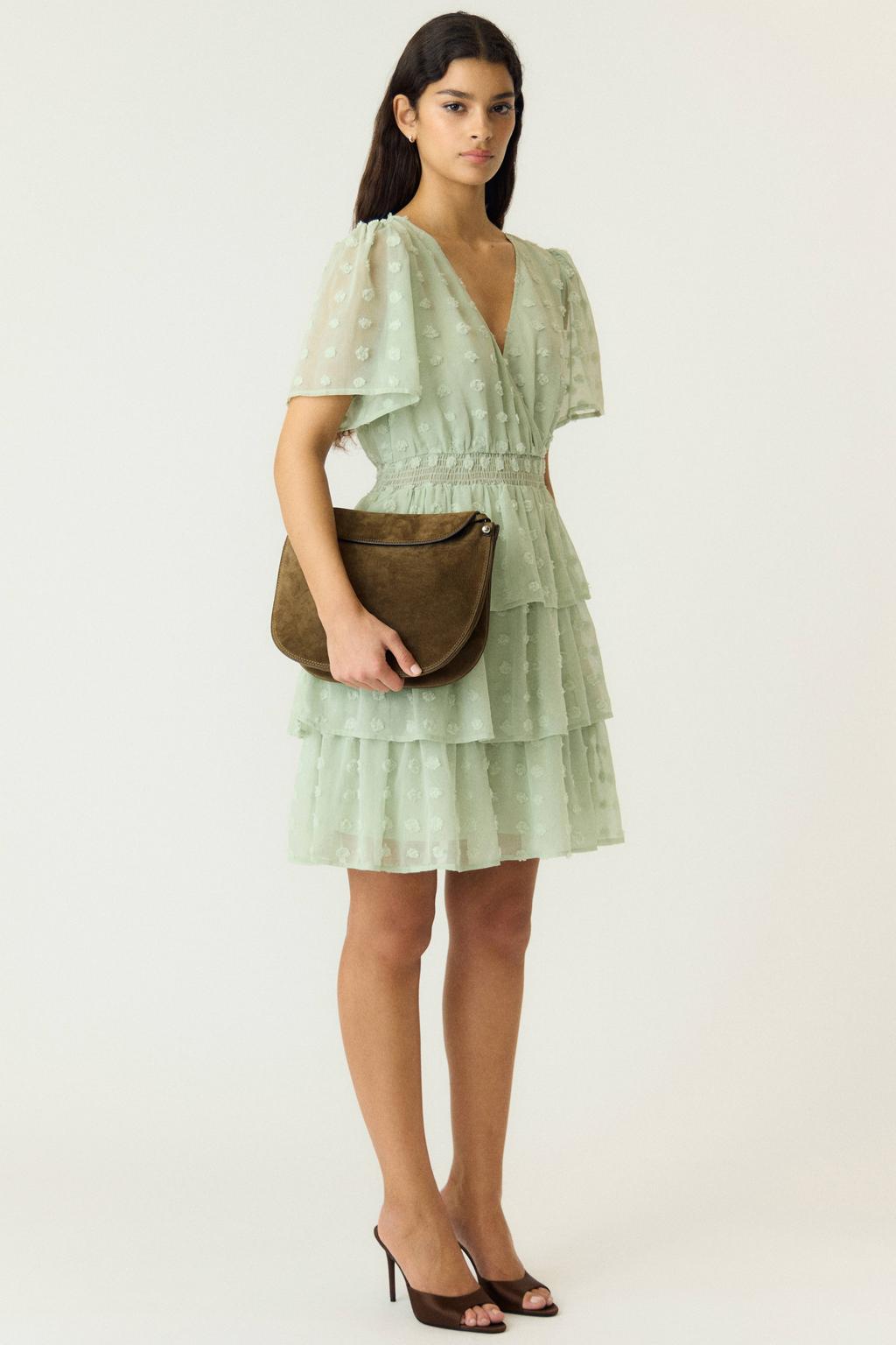 Lichtgroene dames YAS zomerjurk van polyester met effen, korte mouwen, V-hals, elastische tailleband en textuur