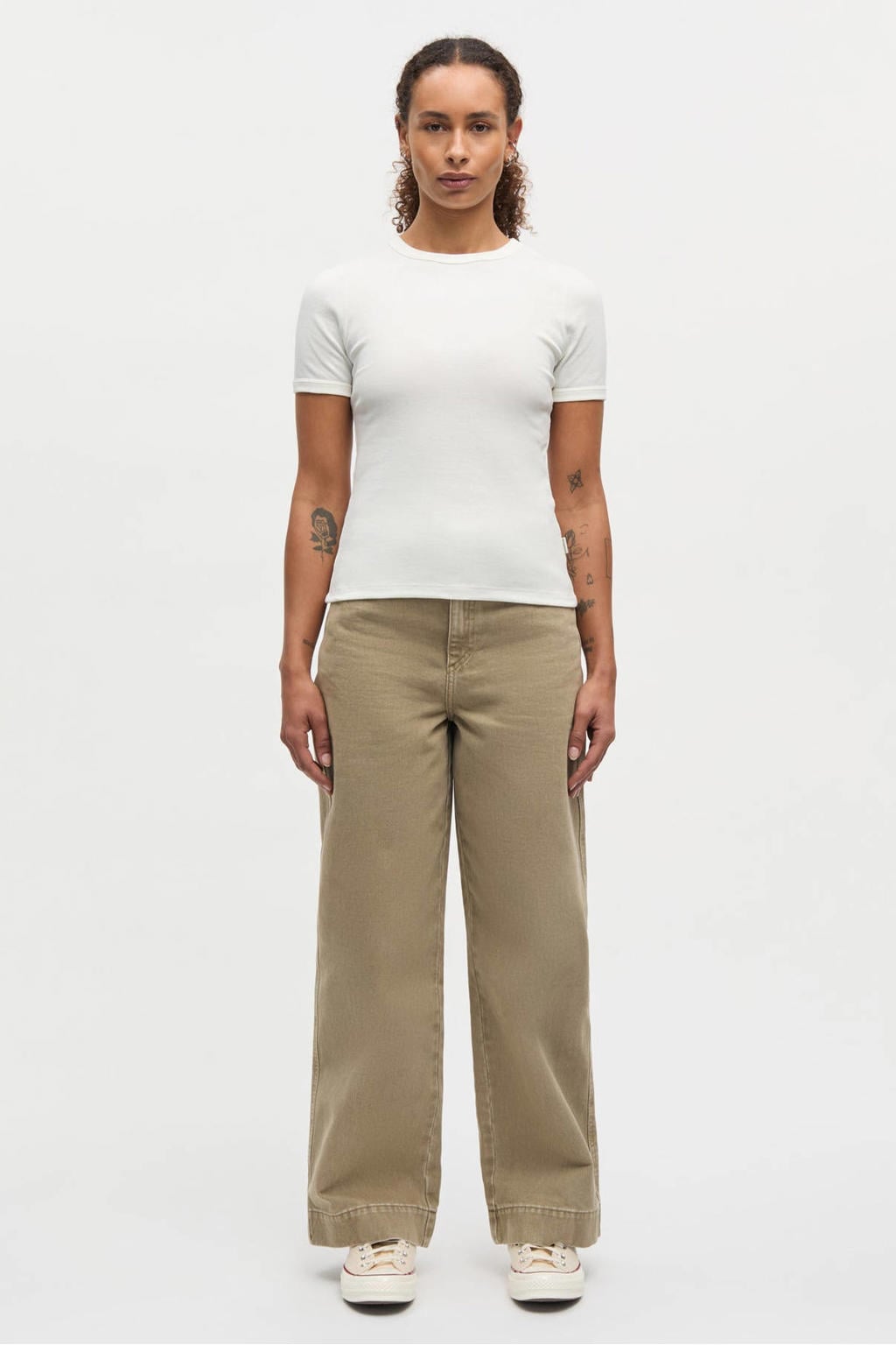 Witte dames MADS NØRGAARD COPENHAGEN T-shirt van katoen met effen, korte mouwen en ronde hals
