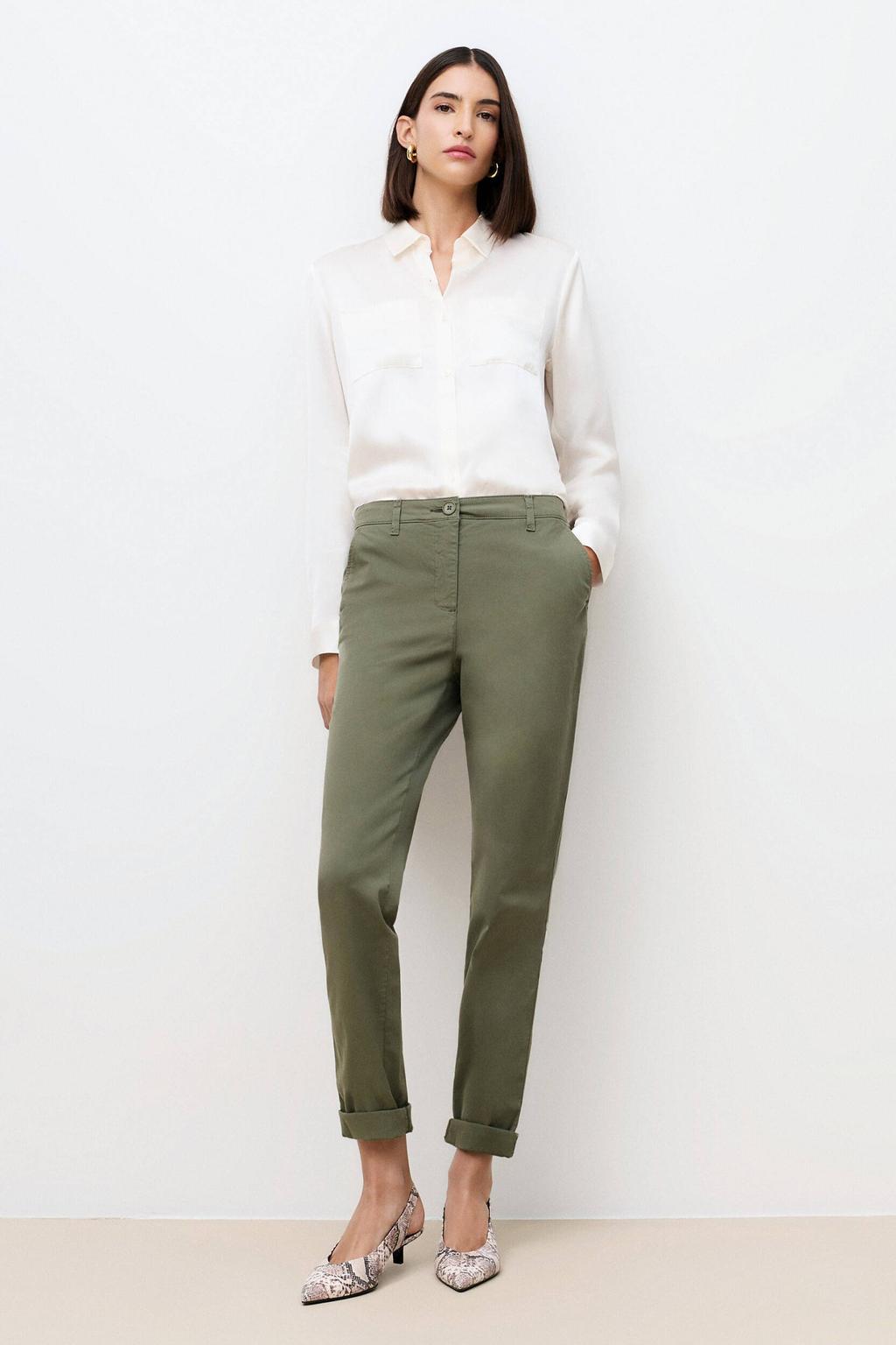 Kakikleurige dames Caroll straight regular waist chino van katoen met rits- en knoopsluiting en effen