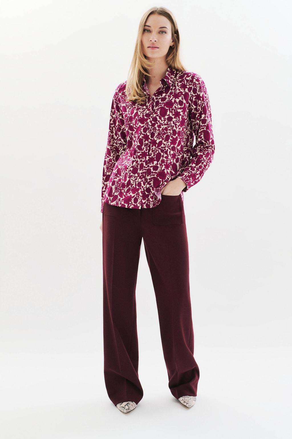 Wit en donkerrode dames Caroll blouse van viscose met lange mouwen, klassieke kraag en knoopsluiting