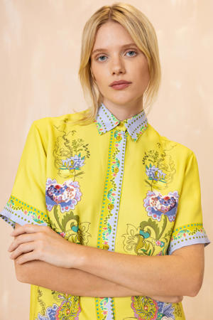 gebloemde blouse geel