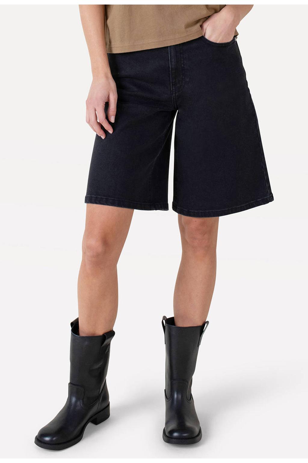 Black denim dames Another-Label high waist jort black van denim met loose fit, rits- en knoopsluiting en effen