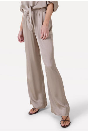 satijnen straight regular waist broek grijsbruin