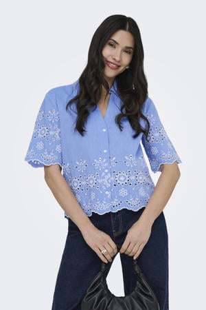 gebloemde blouse lichtblauw