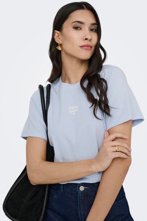 T-shirt lichtblauw