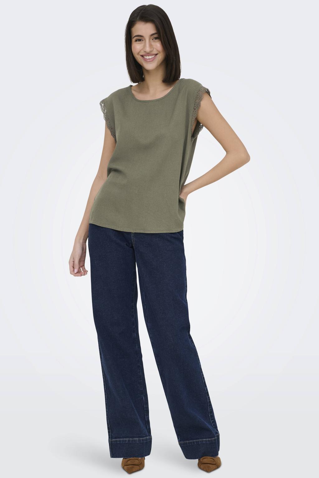 Olijfgroene dames JDY top van modal met effen, korte mouwen, ronde hals en geweven detail