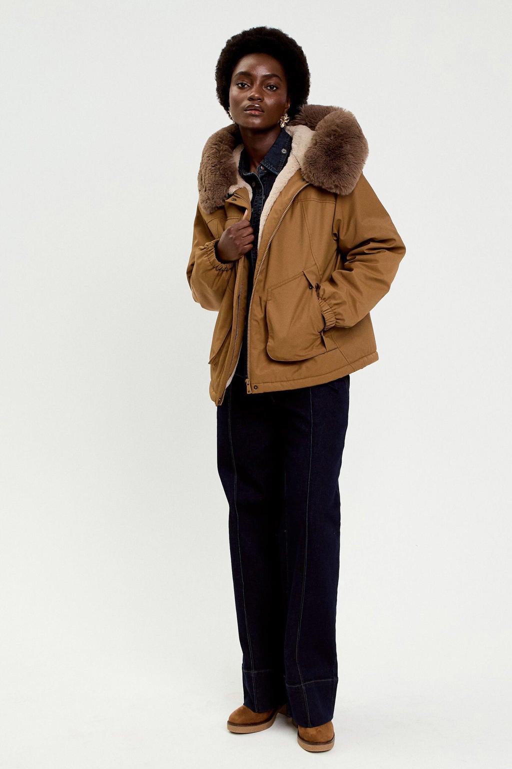 Bruine dames Cache Cache faux fur jas van katoen met effen, lange mouwen, capuchon, ritssluiting en imitatiebontkraag
