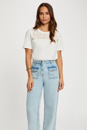 T-shirt wit