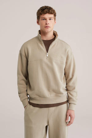 sweater beige