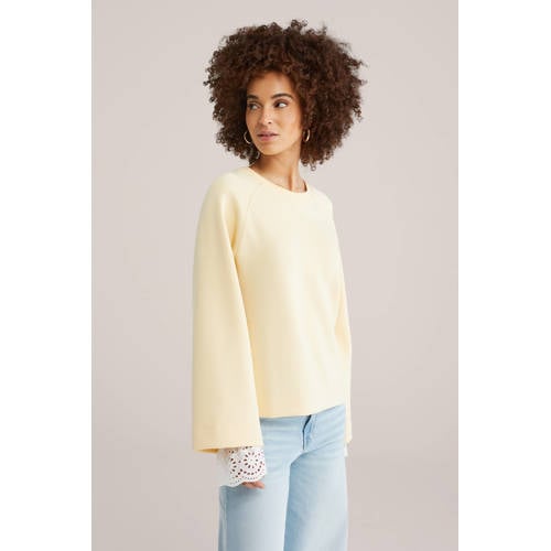 WE Fashion sweater lichtgeel afbeelding