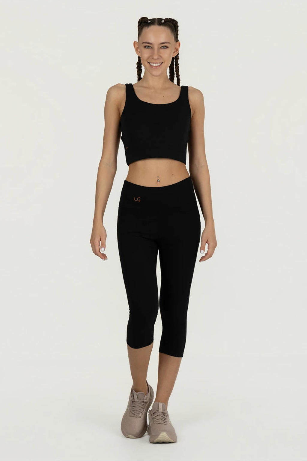 Zwarte dames Urban Goddess sportcapri Tara van bamboe met loose fit