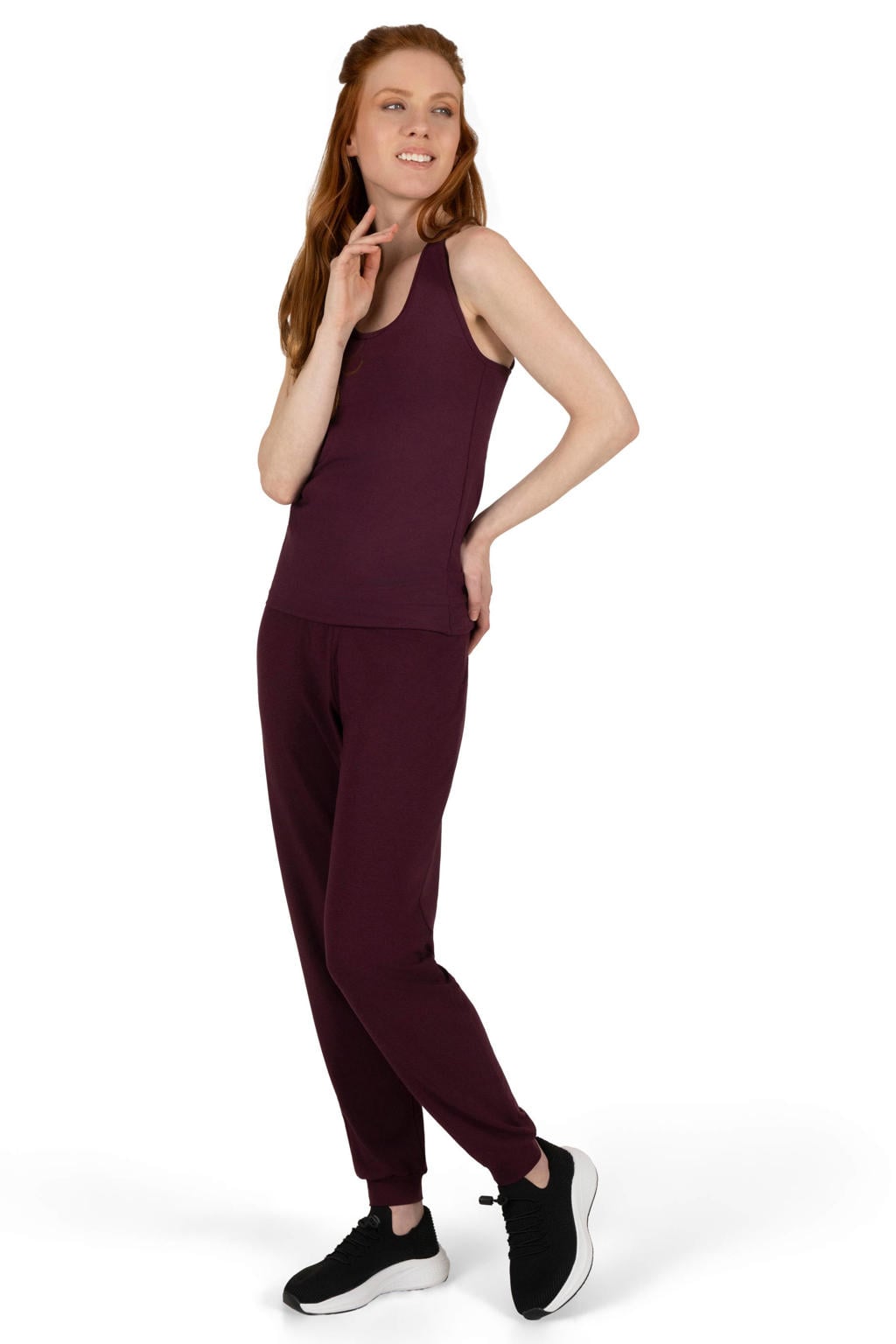 Donkerrode dames Urban Goddess sporttop Lyrais van bamboe met spaghettibandjes en ronde hals