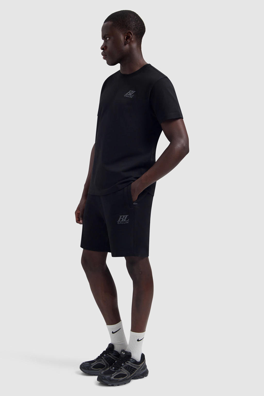 Zwarte heren Ballin regular fit T-shirt van katoen met logo dessin, korte mouwen en ronde hals