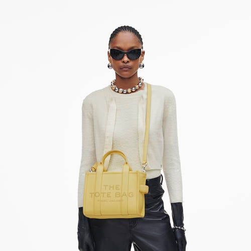 Marc Jacobs leren handtas The Small Tote geel afbeelding