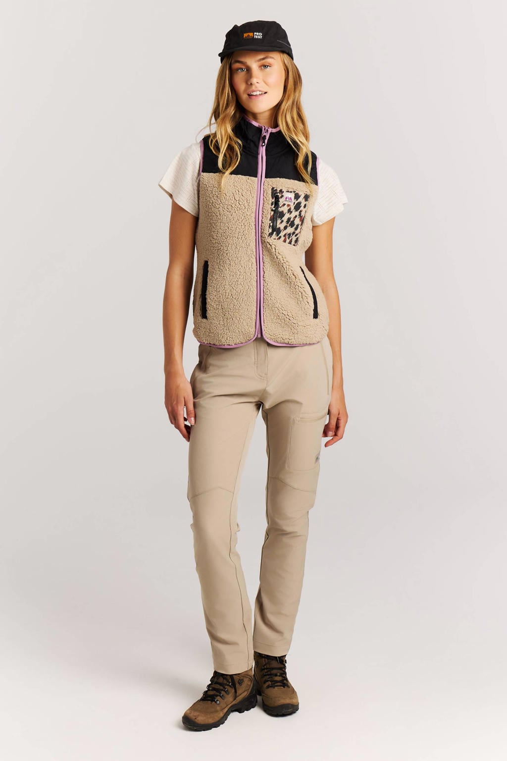 Beige en blauwe dames Protest gilet van polyamide met meerkleurige print, opstaande kraag en ritssluiting