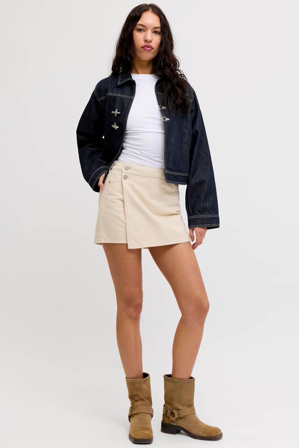 Ecru dames JJXX skort van denim met regular waist, rits- en knoopsluiting en effen