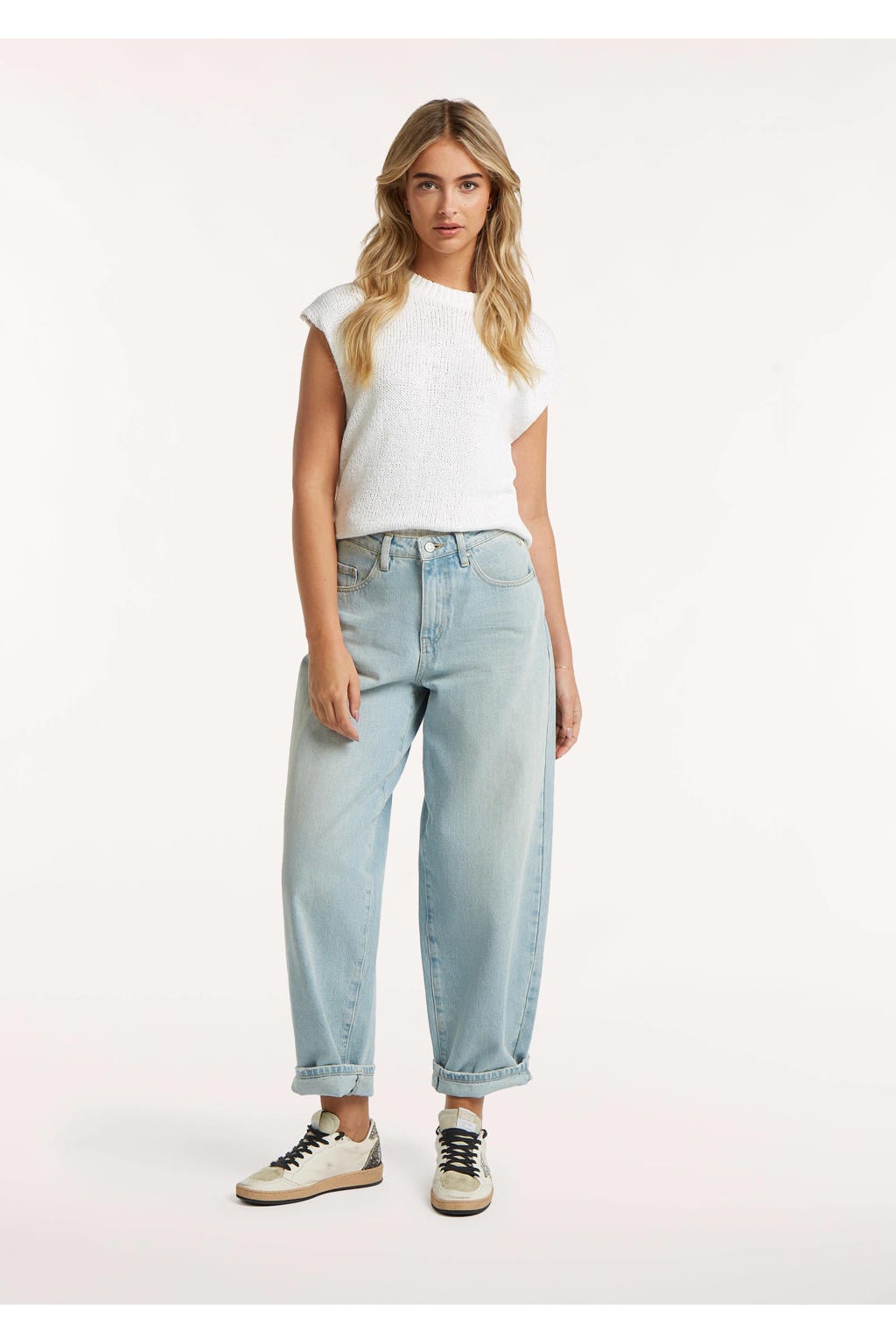 Light blue denim dames Circle of Trust high waist barrel jeans van denim met rits- en knoopsluiting en effen