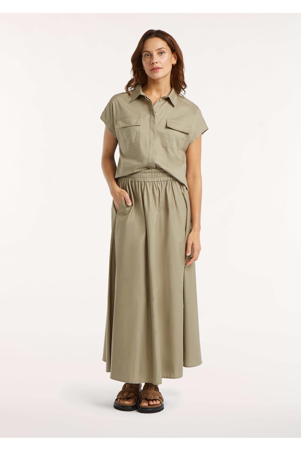 Olijfgroene dames Circle of Trust blouse van katoen met effen, korte mouwen, klassieke kraag en knoopsluiting