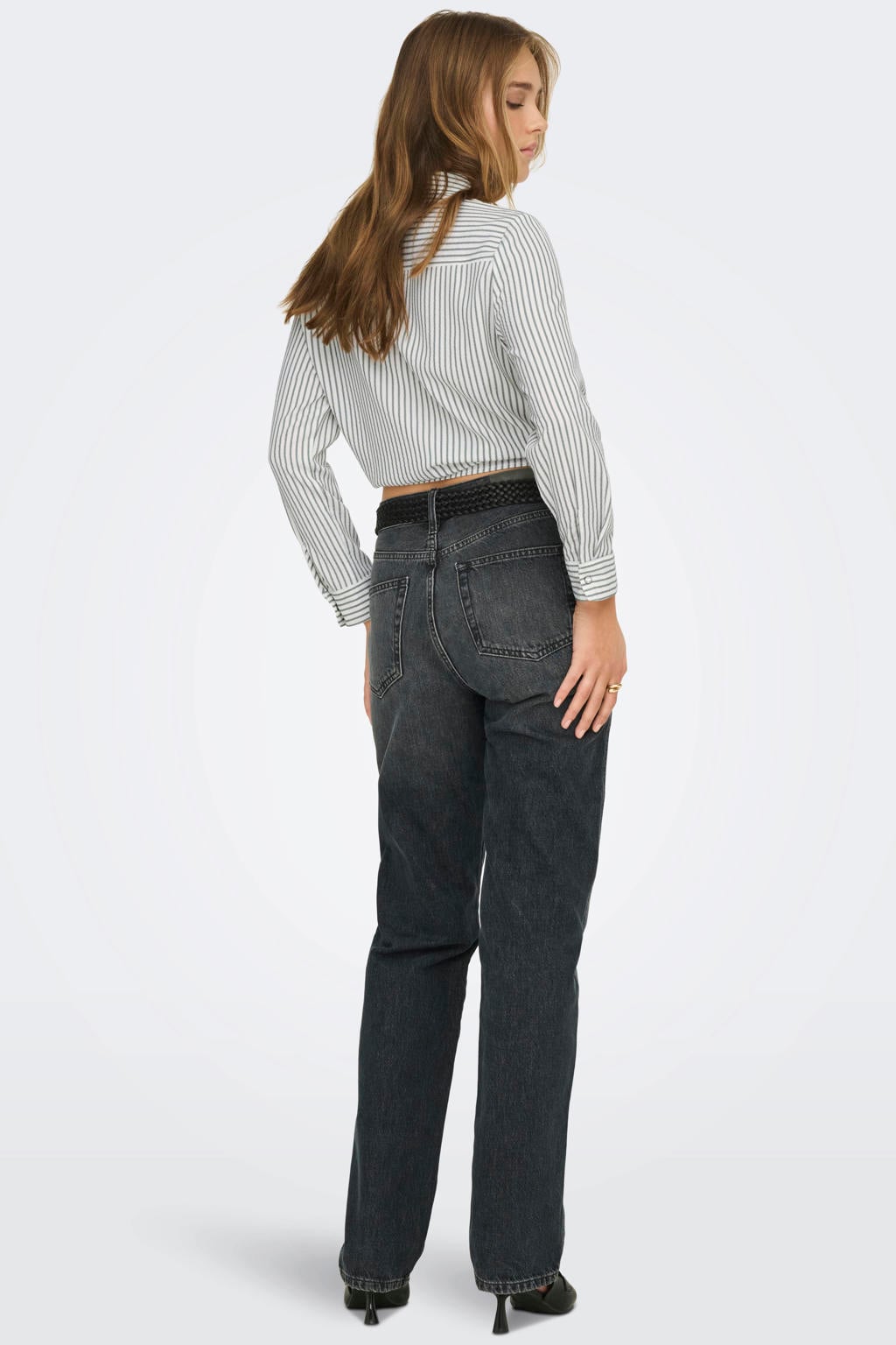 dames ONLY gestreepte blouse van polyester met lange mouwen, klassieke kraag, drukknoopsluiting en knoopdetail