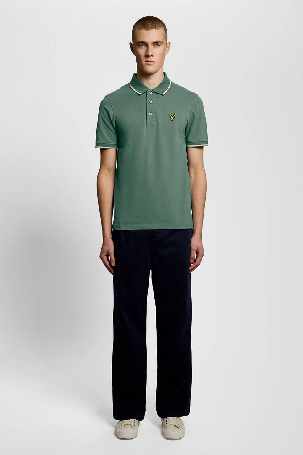 Groene heren Lyle & Scott regular polo van katoen met effen, korte mouwen, knoopsluiting en pique