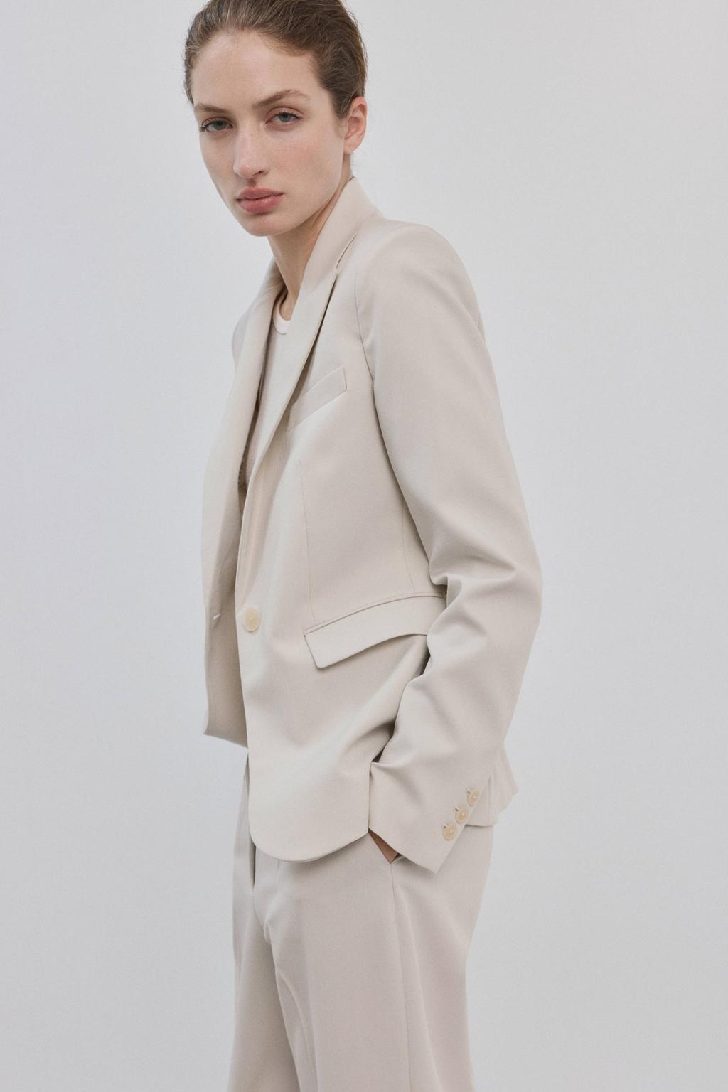 Beige dames Mango regular blazer van polyester met effen, lange mouwen, reverskraag en knoopsluiting