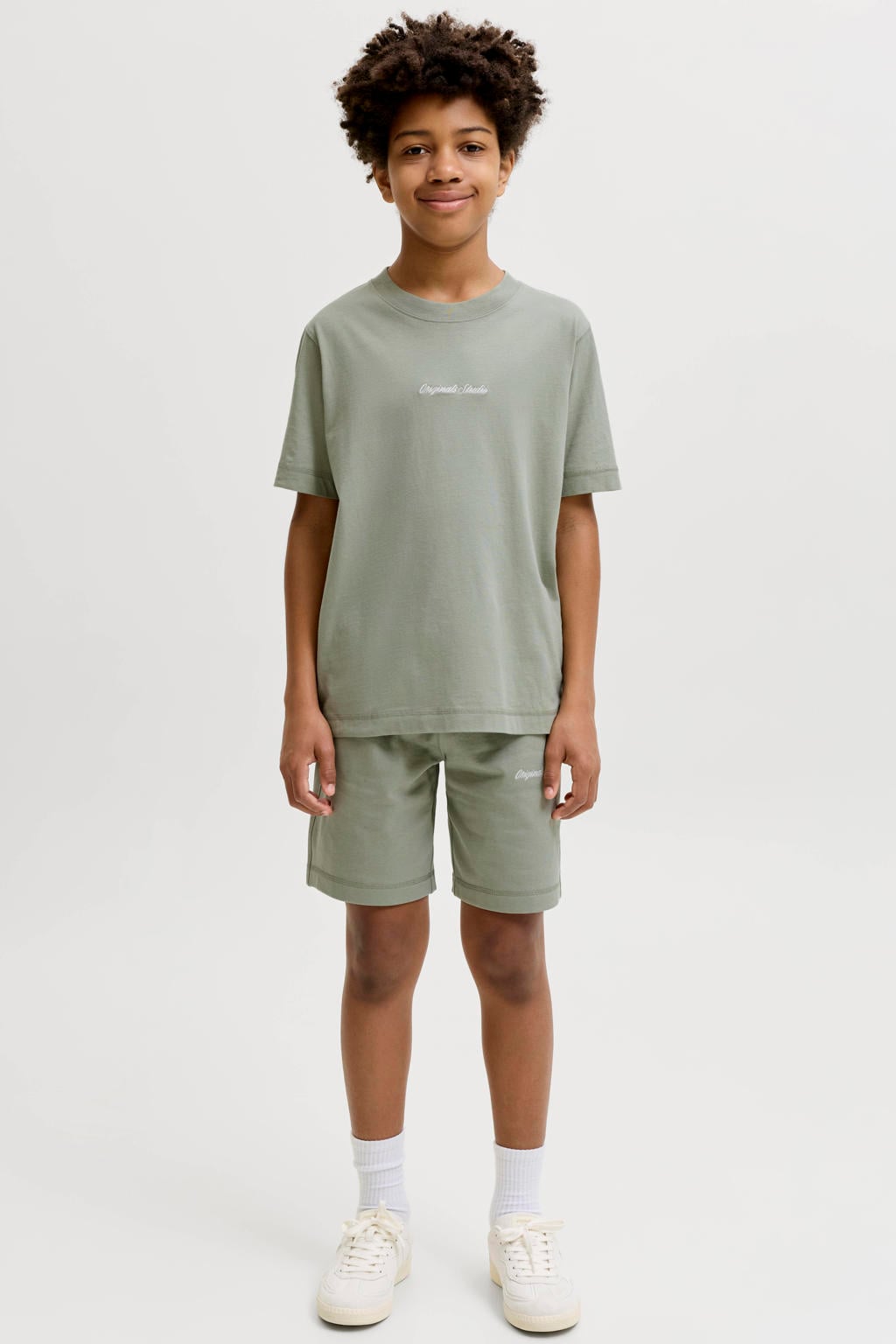 Groene jongens JACK & JONES JUNIOR sweatshort van katoen met loose fit, elastische tailleband met koord en tekst print