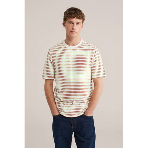 WE Fashion regular gestreepte T-shirt ecru afbeelding