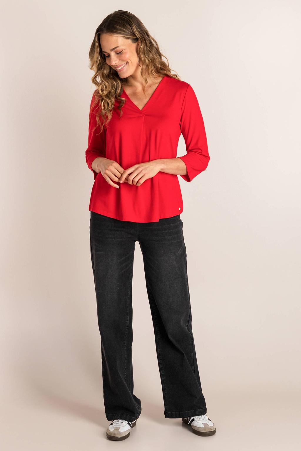 Rode dames Ivy Beau top van viscose met effen, driekwart mouwen en V-hals