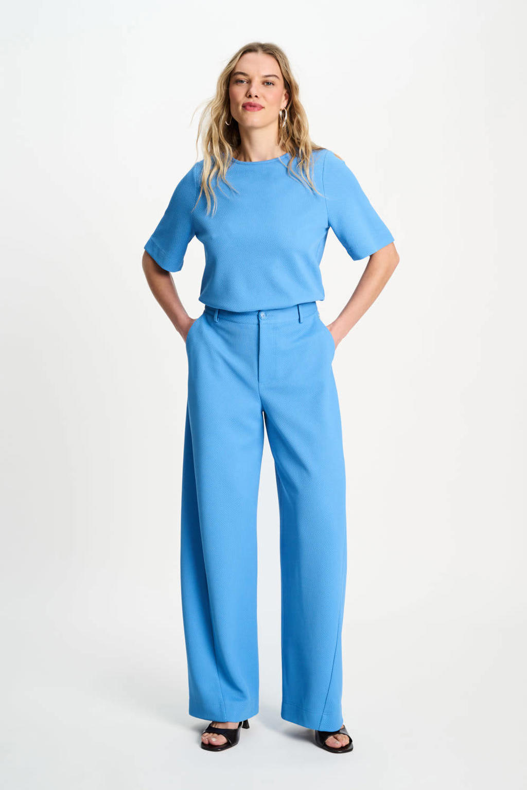 Blauwe dames POM Amsterdam top van polyester met effen, korte mouwen en ronde hals