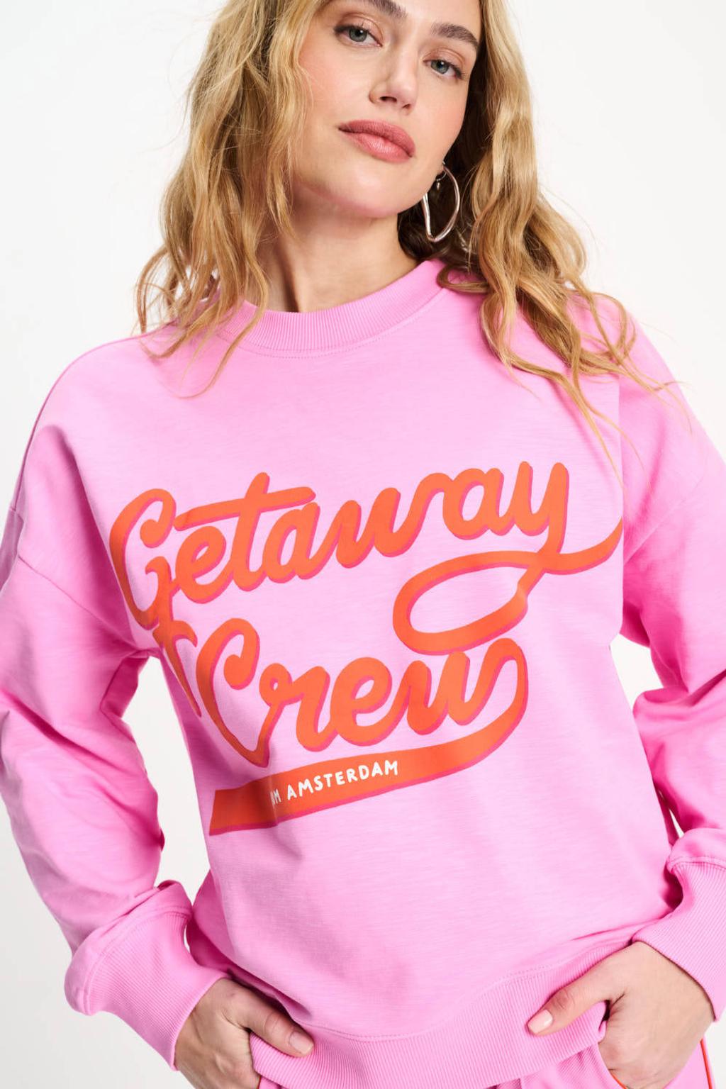 Roze en rode dames POM Amsterdam sweater van katoen met tekst print, lange mouwen en ronde hals