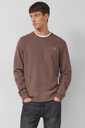 sweater bruin