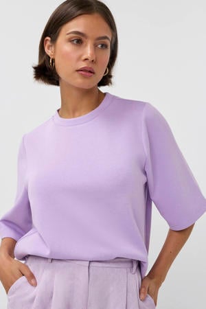 T-shirt lila