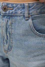 thumbnail: VERO MODA wide leg regular waist denim jort light blue denim
