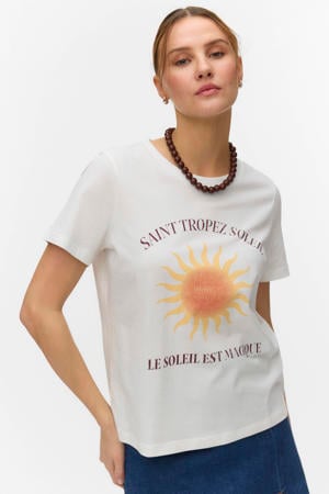 T-shirt wit