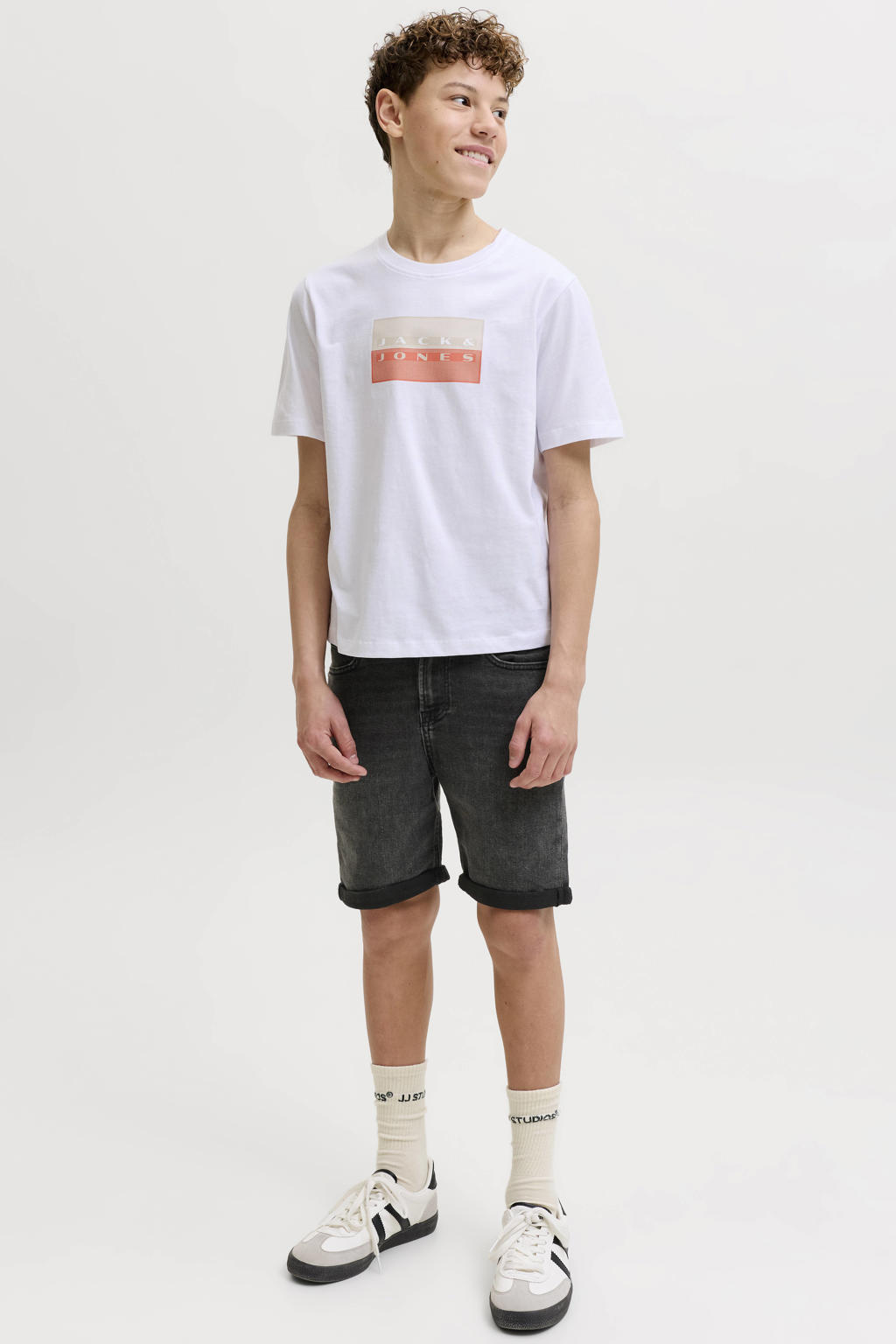 Black denim jongens JACK & JONES JUNIOR regular short black van stretchkatoen met rits- en knoopsluiting en effen