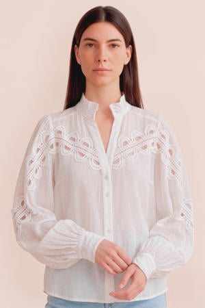 blouse wit broderie