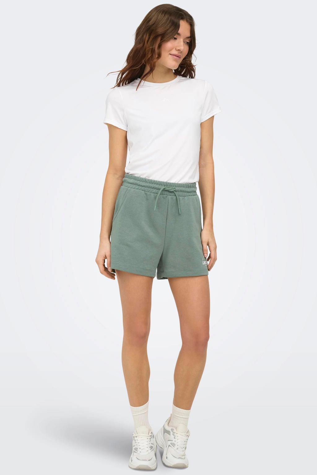 Groene dames ONLY PLAY sportshort van katoen met loose fit en high waist