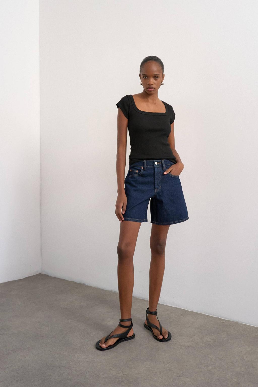 Dark blue denim dames TOPSHOP wide leg high waist short dark blue van denim met rits- en knoopsluiting en effen